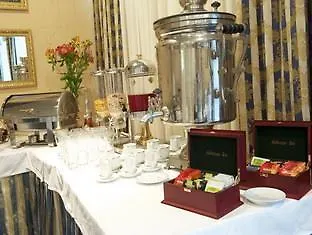 Premier Compass Hotel