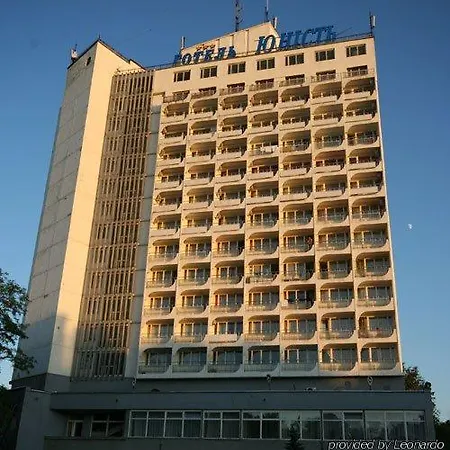 Premier Compass Hotel 3*