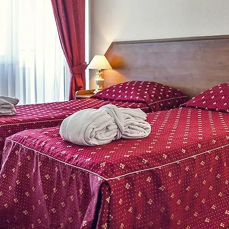 Hotel Premier Compass 3*